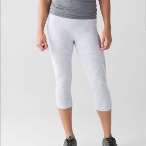 Lululemon Run with the Sun Crop